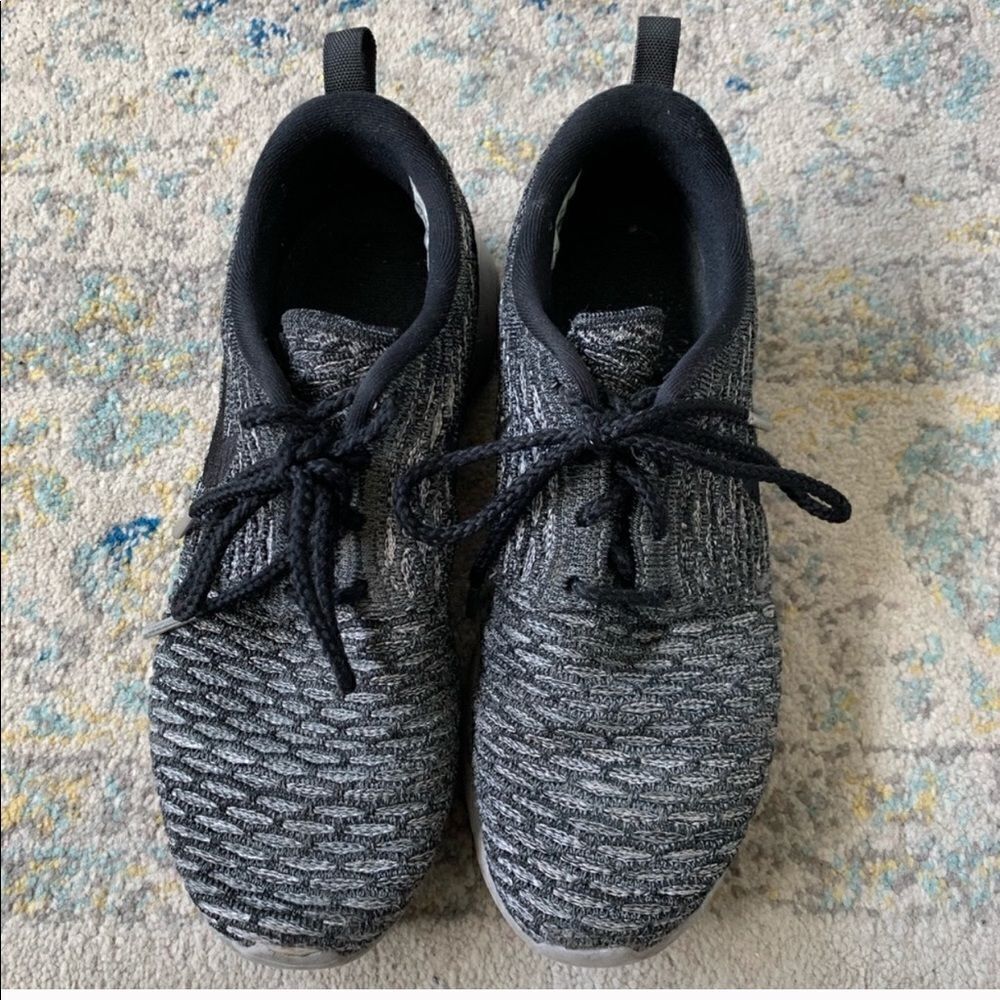 Nike Roshe Size 7 